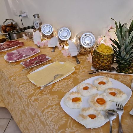 Monsummano Terme Maison Brinati Bed And Breakfast מראה חיצוני תמונה